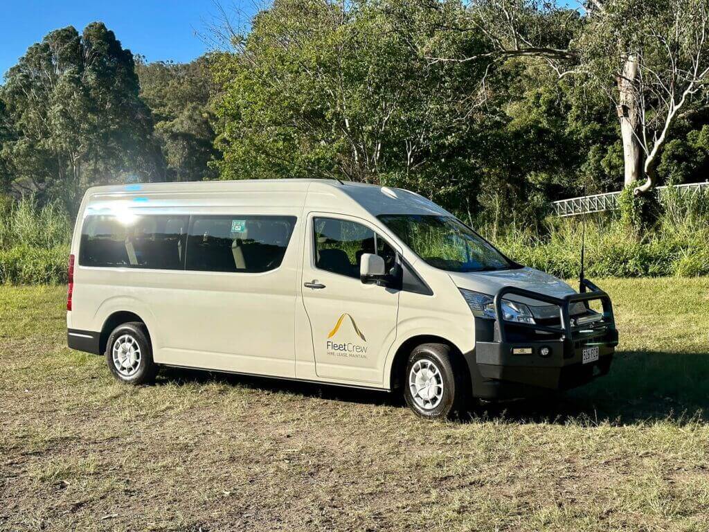 Toyota Hiace 2WD 2022 - 4WD hire