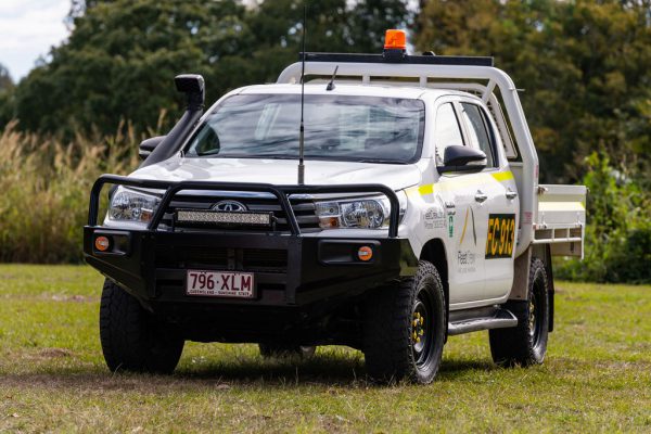 Toyota-Hilux-Dual-Cab-4wd-LHS