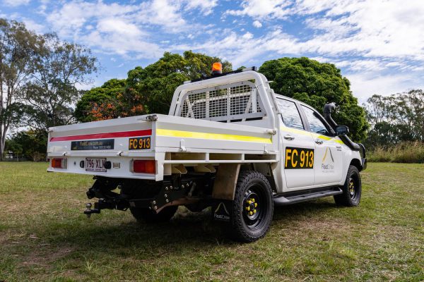 Toyota-Hilux-Dual-Cab-4wd-ROPS-Tray-RHS