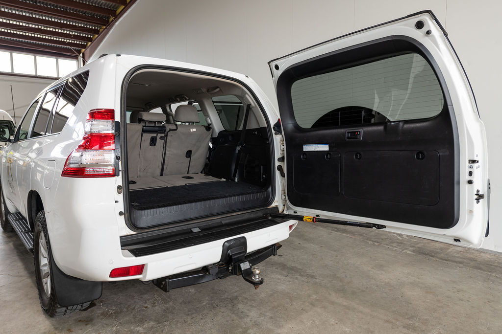 Toyota LandCruiser Prado 150 Series 7 Seater 4WD Hire