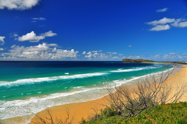 view of champagne pools in fraser island